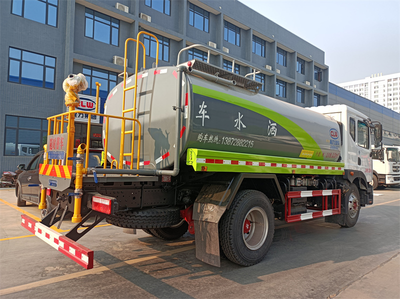 東風(fēng)D9新款10-12噸灑水車--國(guó)六系列