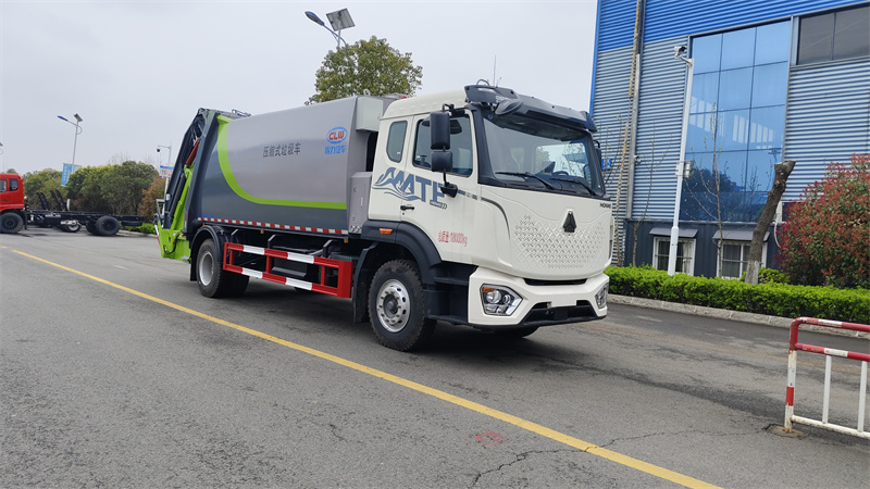 湖北程力豪沃18方壓縮垃圾車